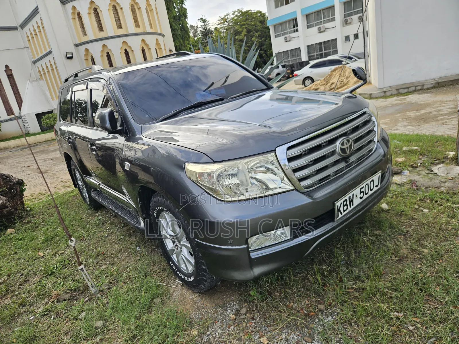 Toyota Land Cruiser 2010 Gray
