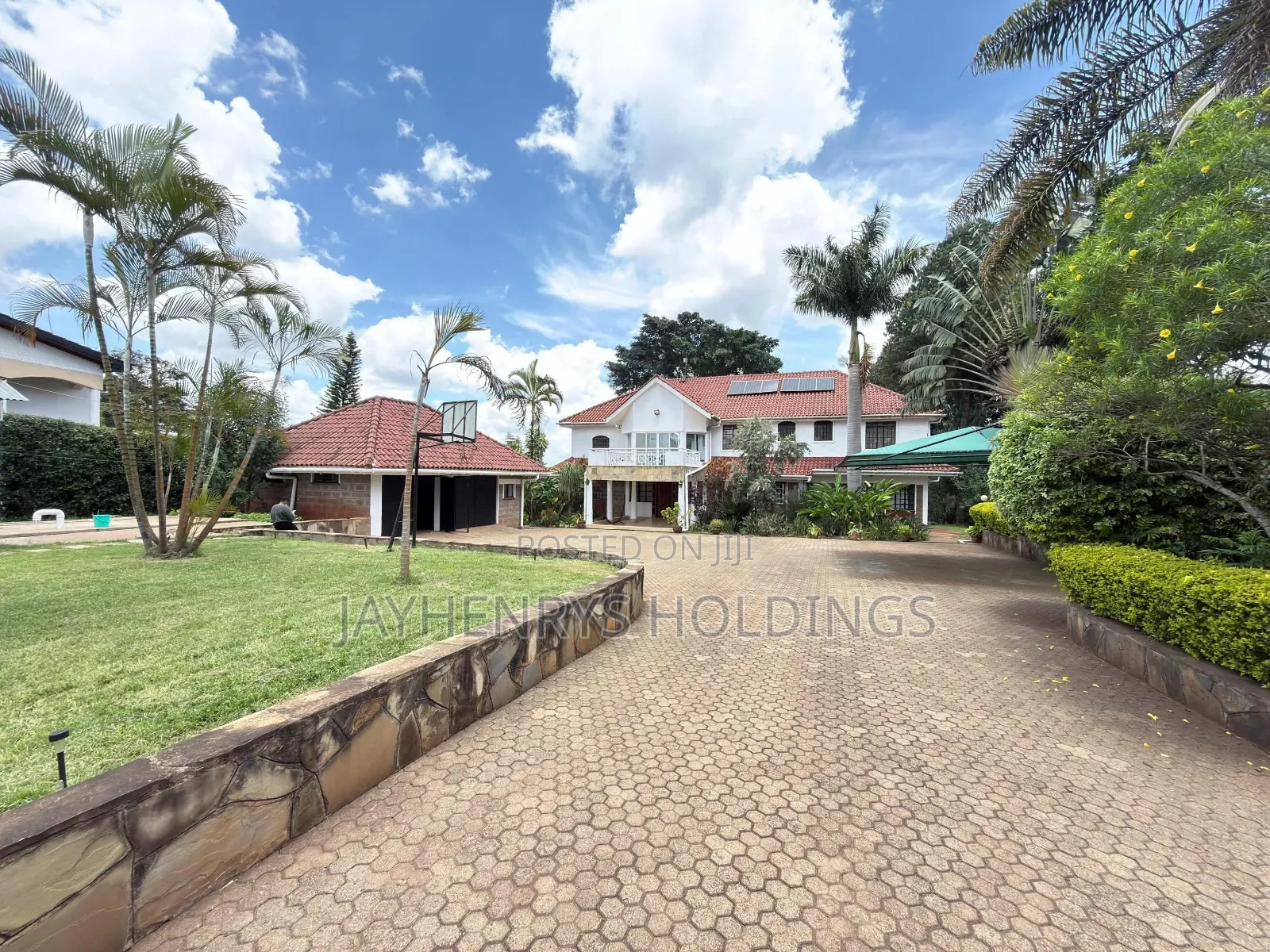 5bdrm House in Nyari for rent