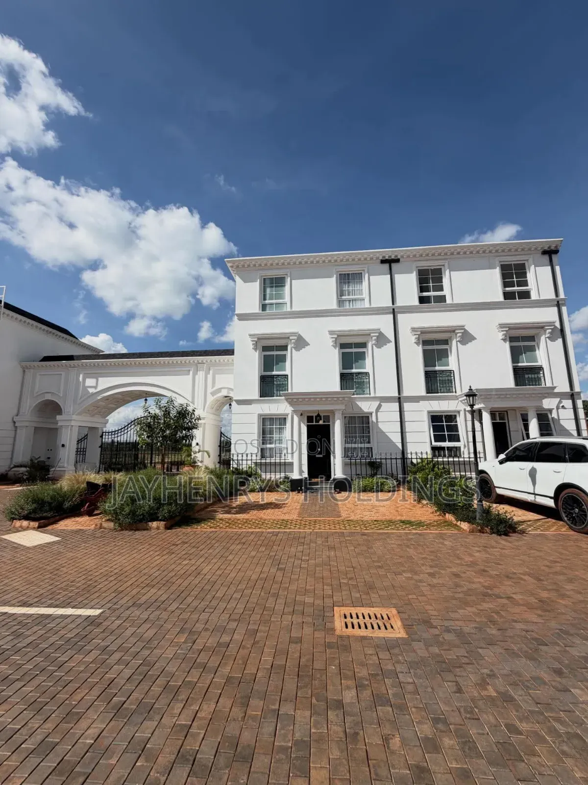3bdrm Maisonette in Old Junction for sale
