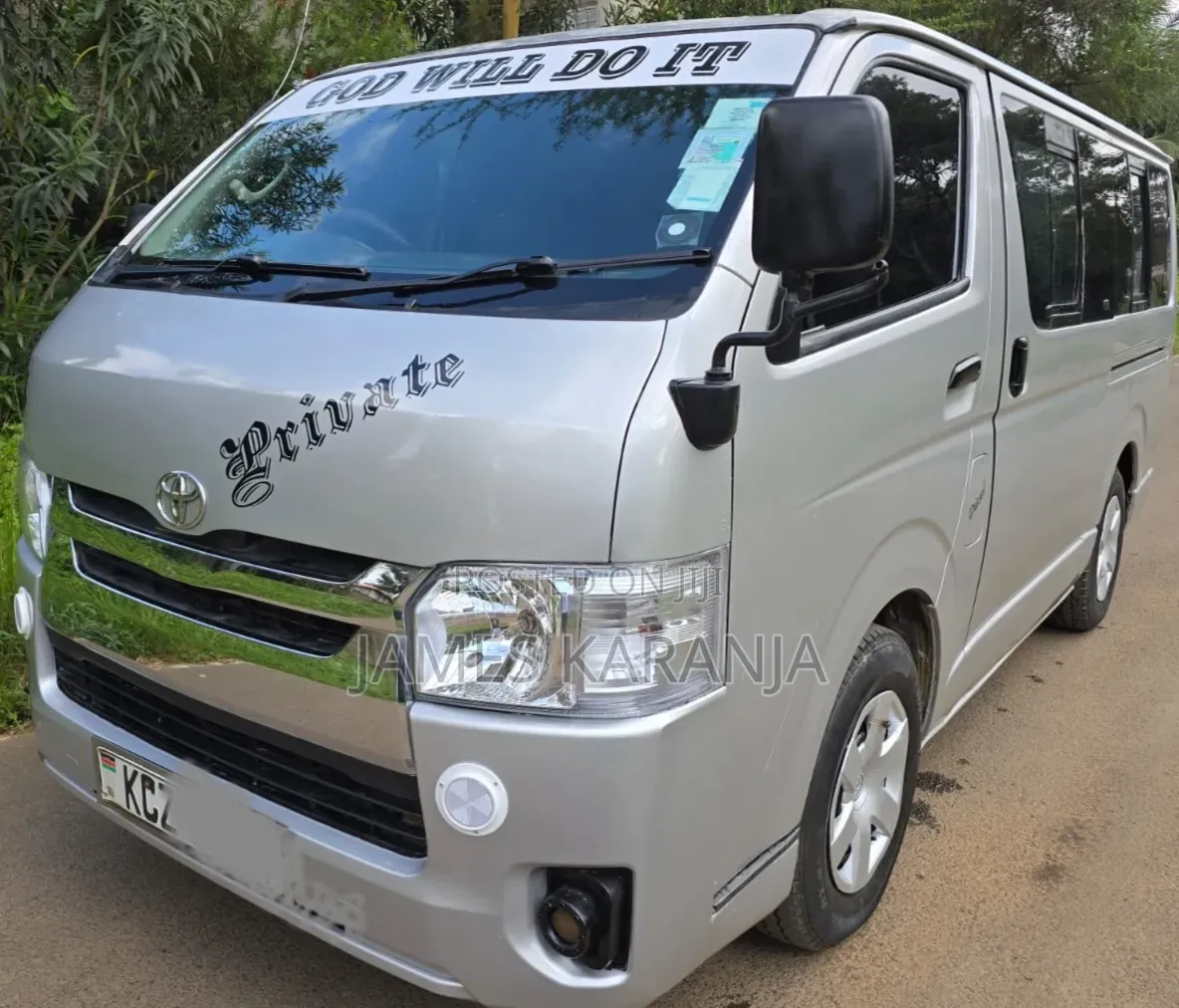Toyota HiAce SV Premium 2013 Silver