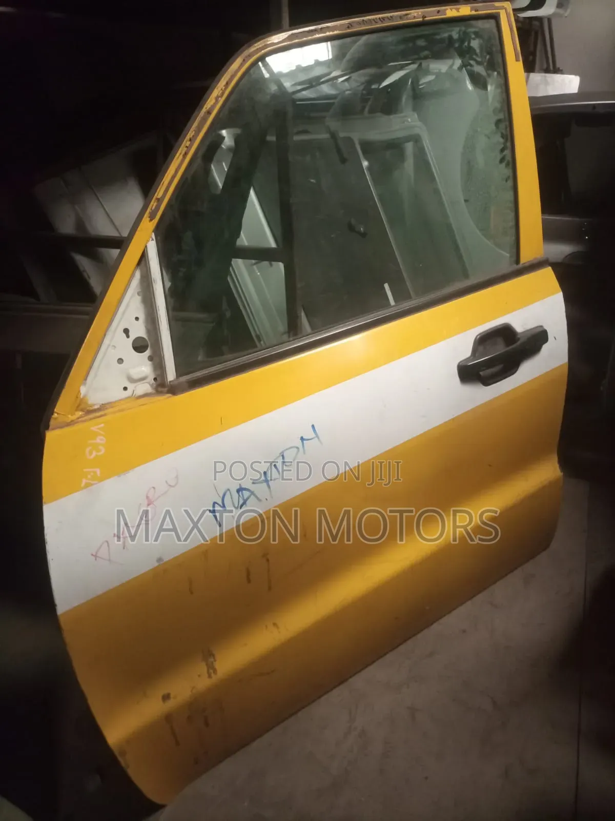 Pajero Shogun V93 LHS Door Without Moulding
