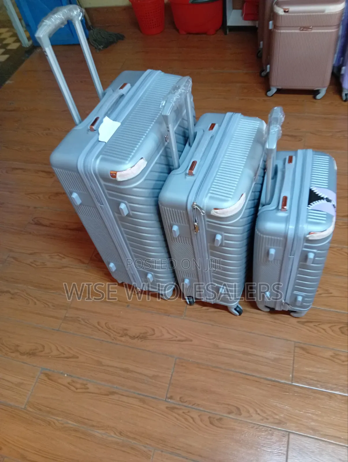 *3 In1 Luxurious Fiber Suitcase Size 4