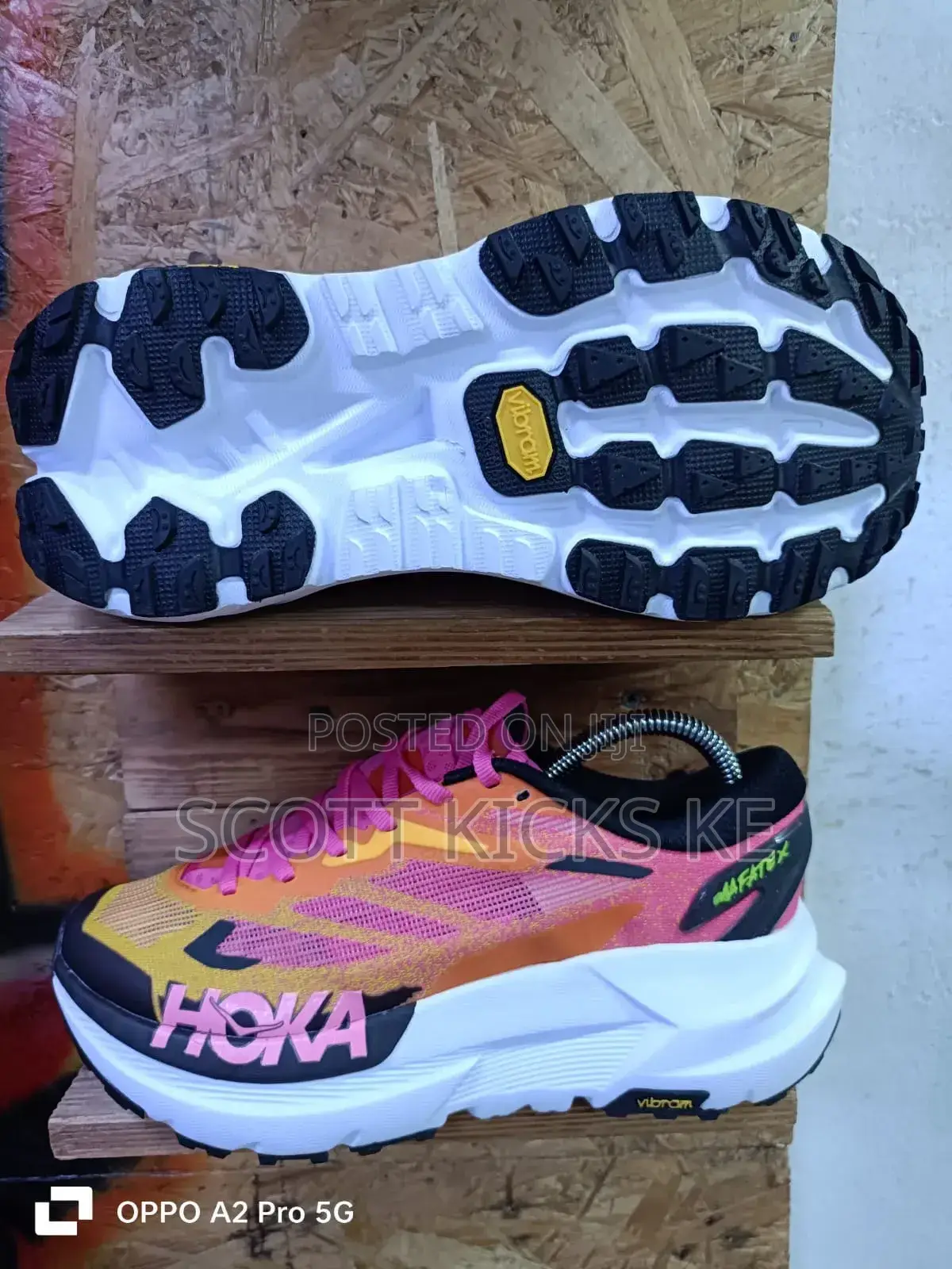 Hoka Bondi Trainers