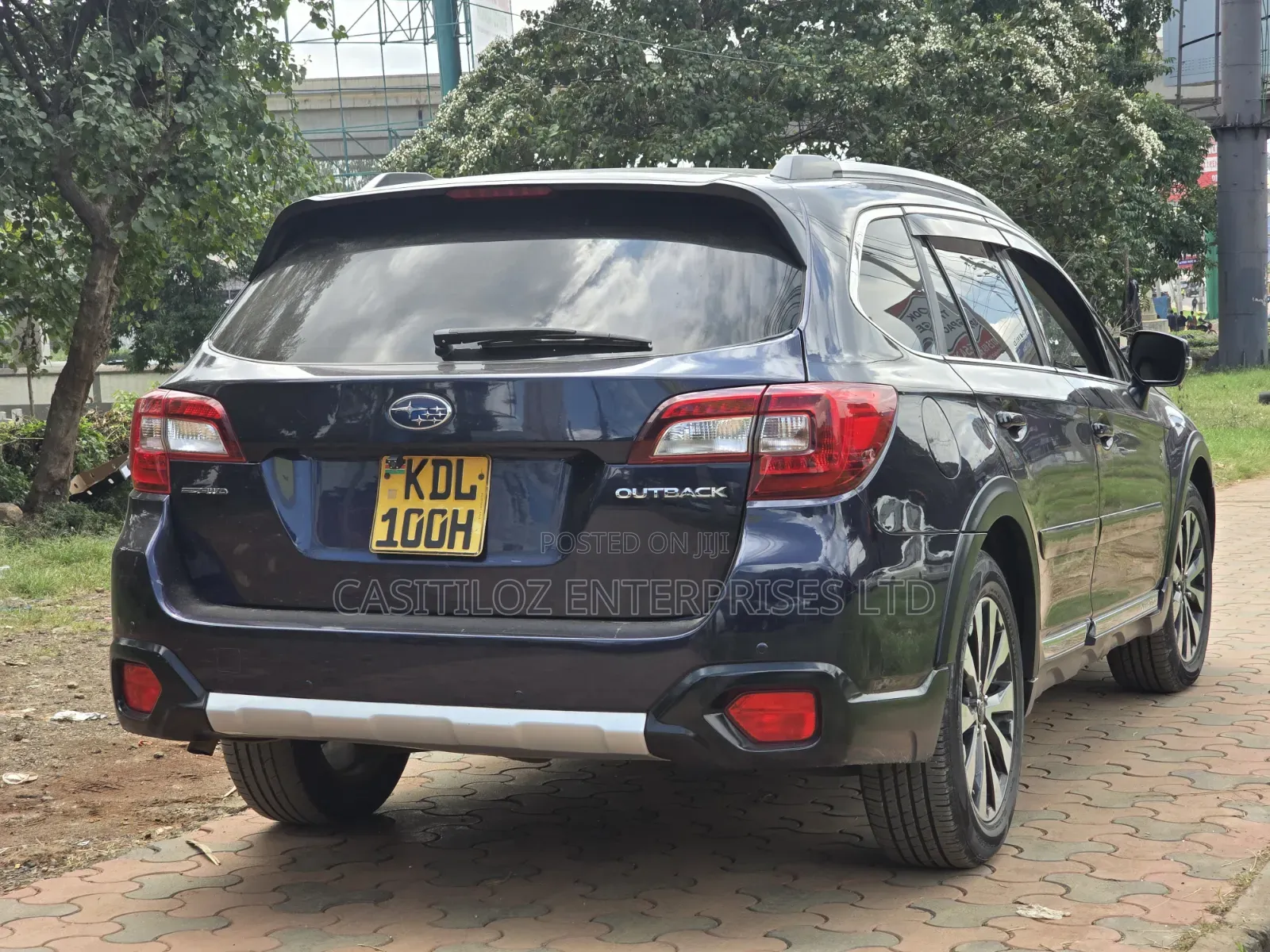 Subaru Outback 2.5i 4dr Wagon AWD (2.5L 4cyl CVT) 2015 Black