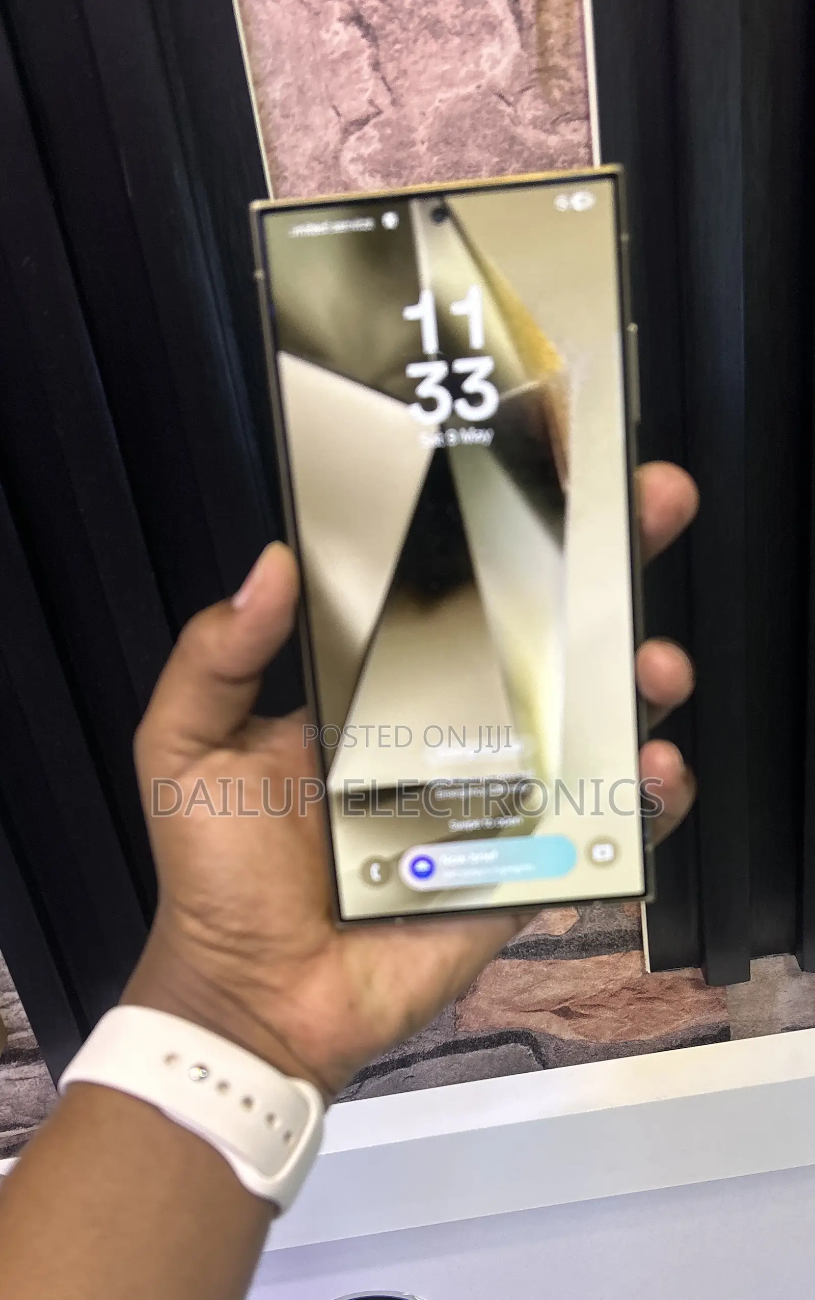 New Samsung Galaxy S24 Ultra 256 GB Gold