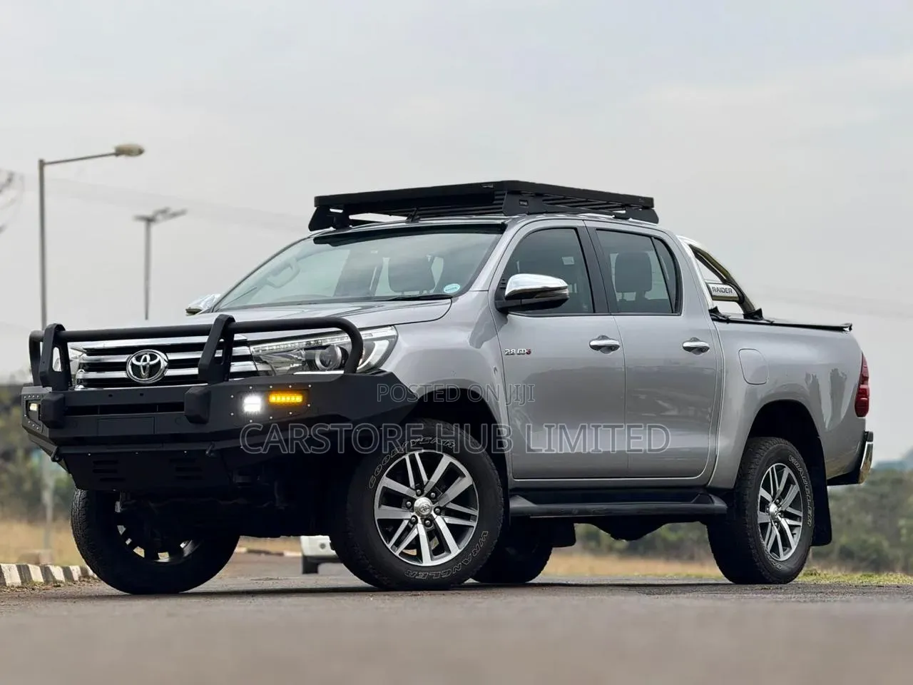Toyota Hilux Revo Double Cab Deisel 2.8 AWD 2018 Silver