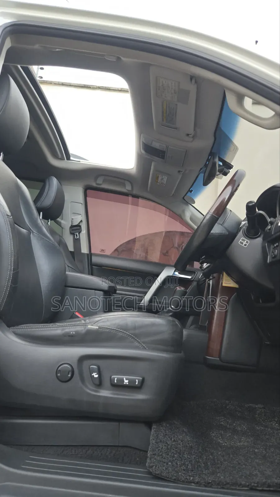 Toyota Land Cruiser Prado 2015 White