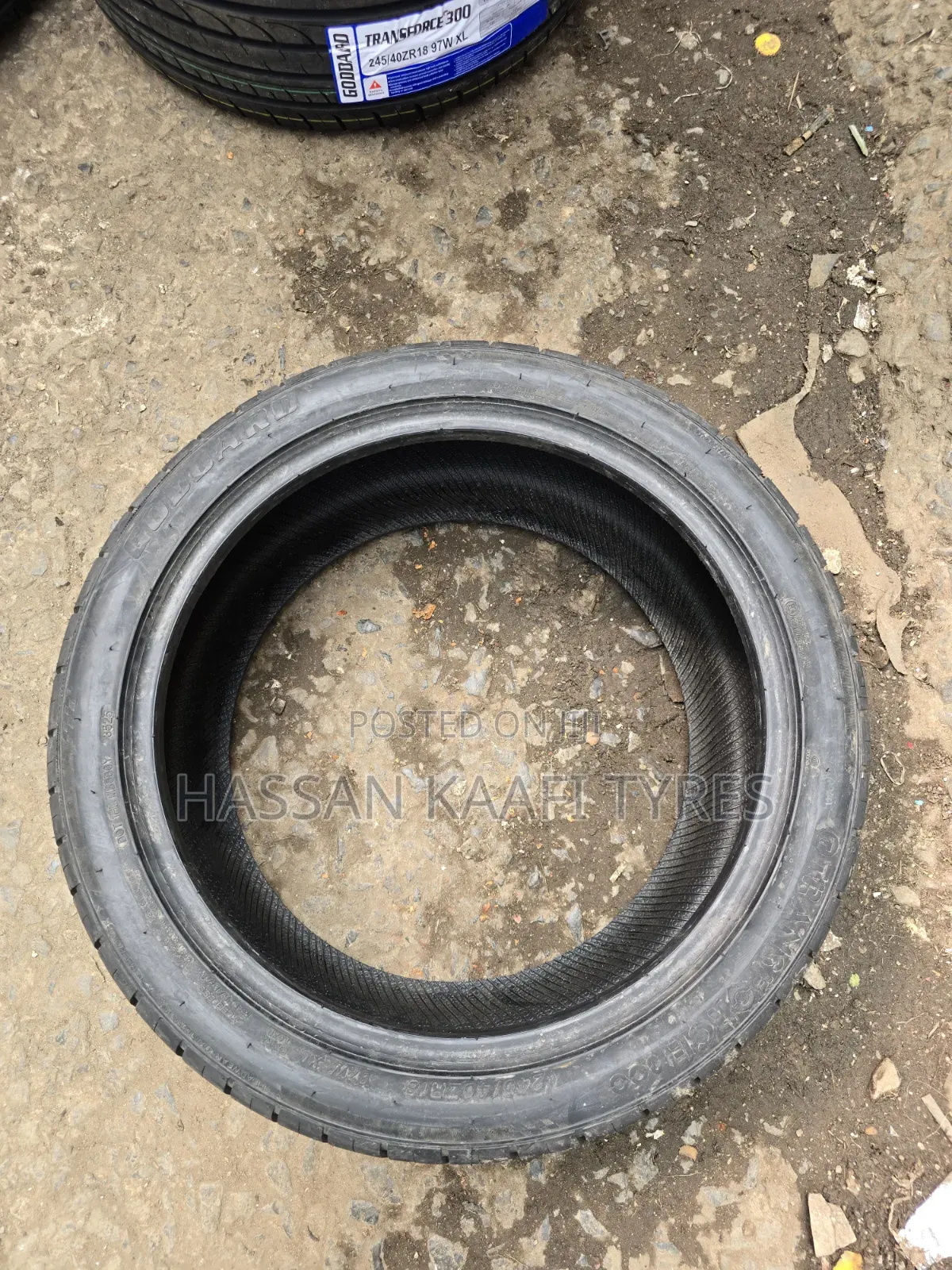245/40r18 Godard Tyre