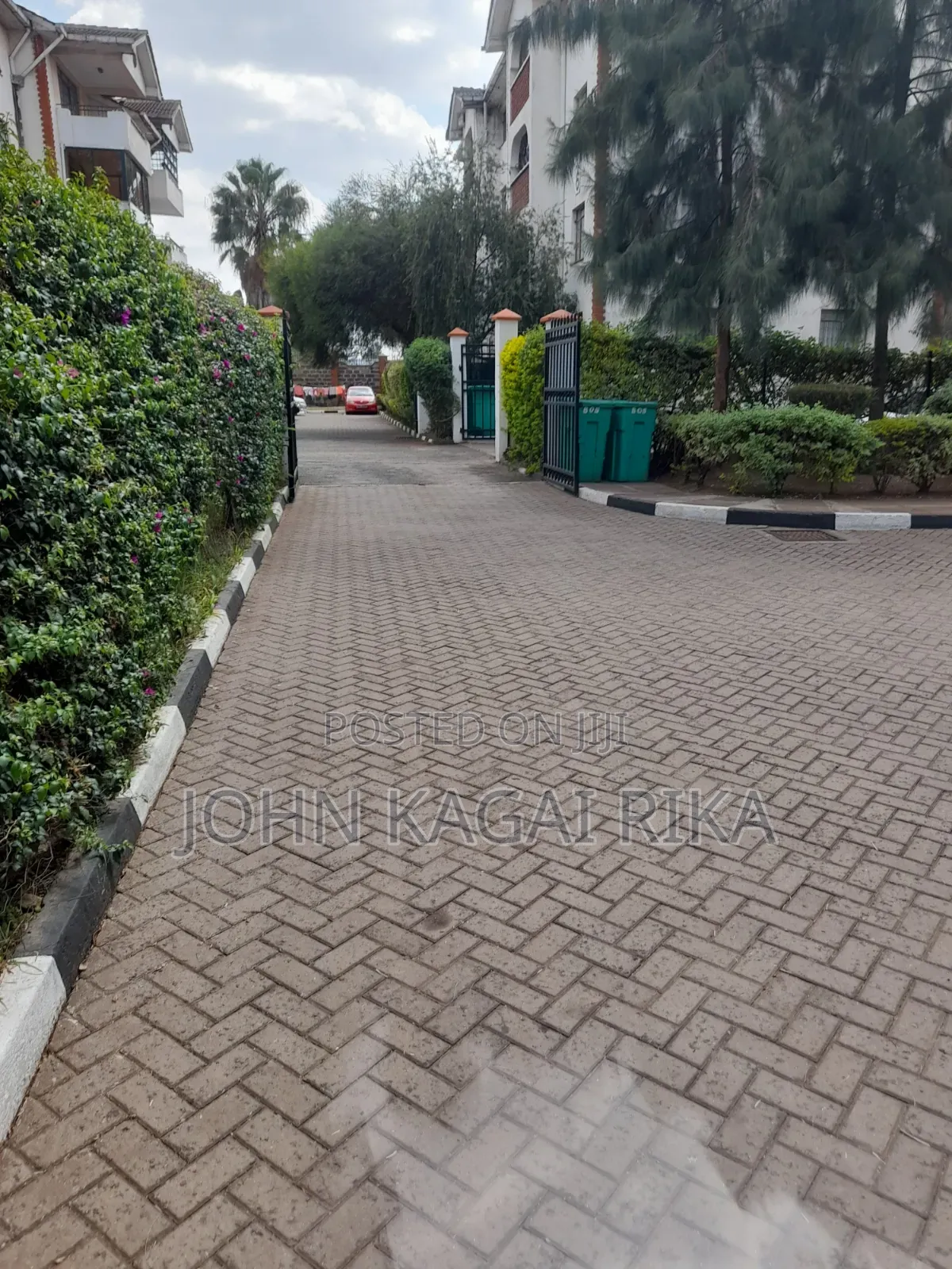 3bdrm Apartment in Kenya Re South 'C' for sale