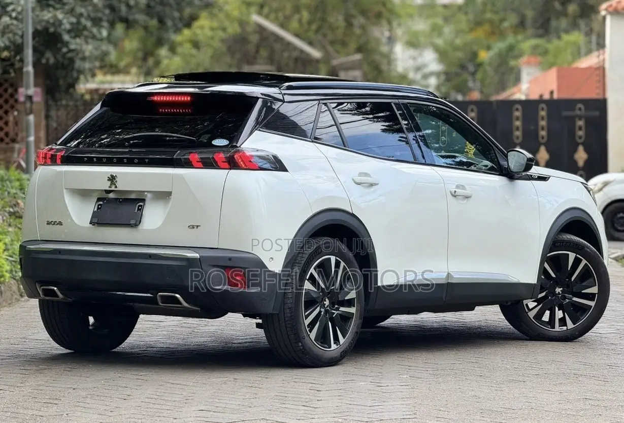 Peugeot 2008 1.2 PureTech (155 Hp) 2021 White