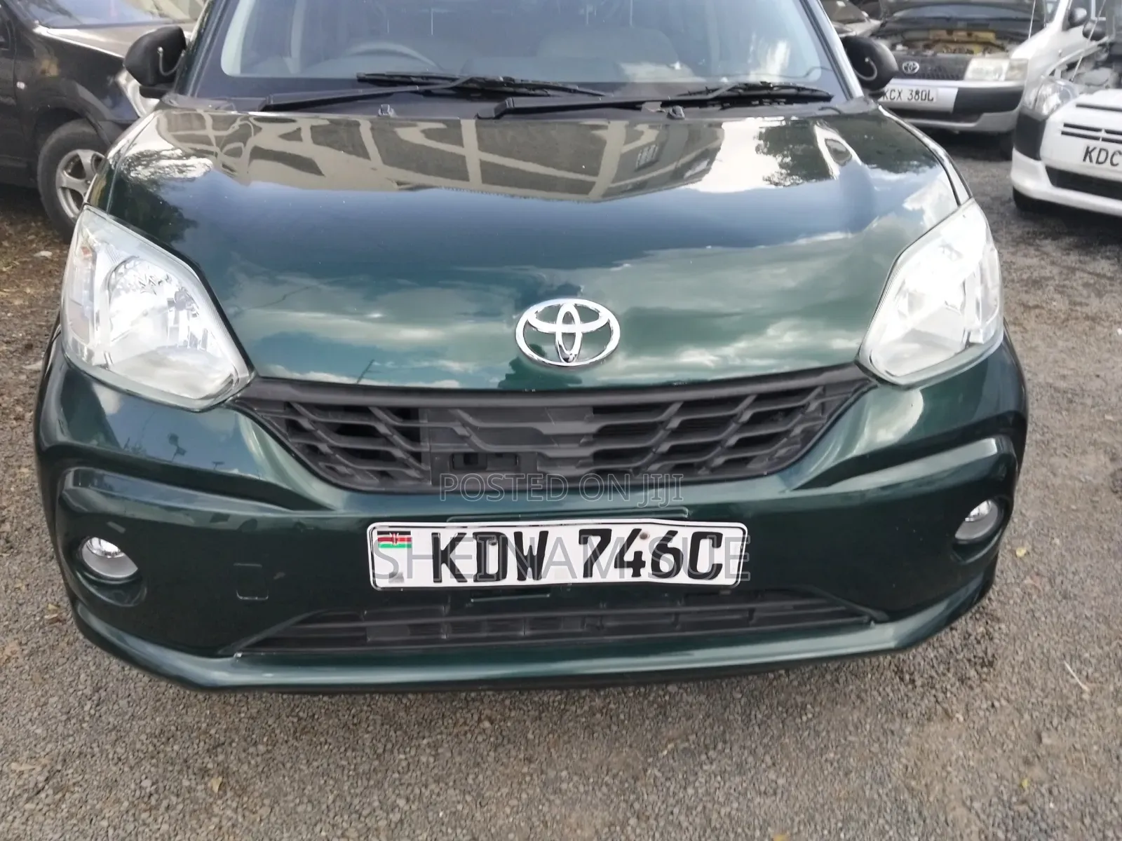 Toyota Passo 2018 Green