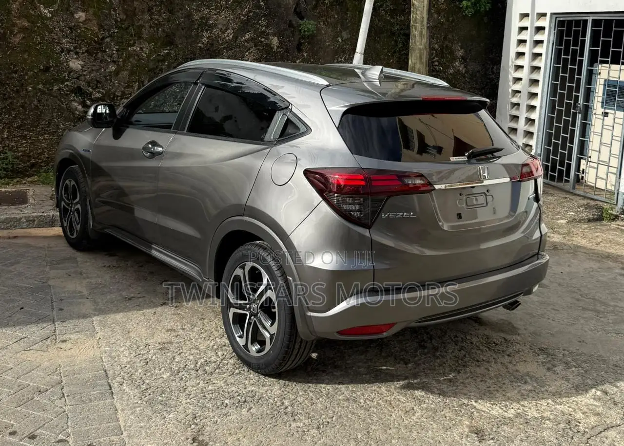 Honda Vezel 1.5 Hybrid 2WD 2020 Gray