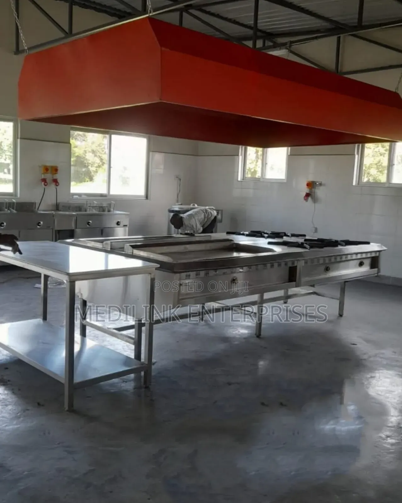 Highland Model of Stainless Steel Commercial Kitchen Set Up