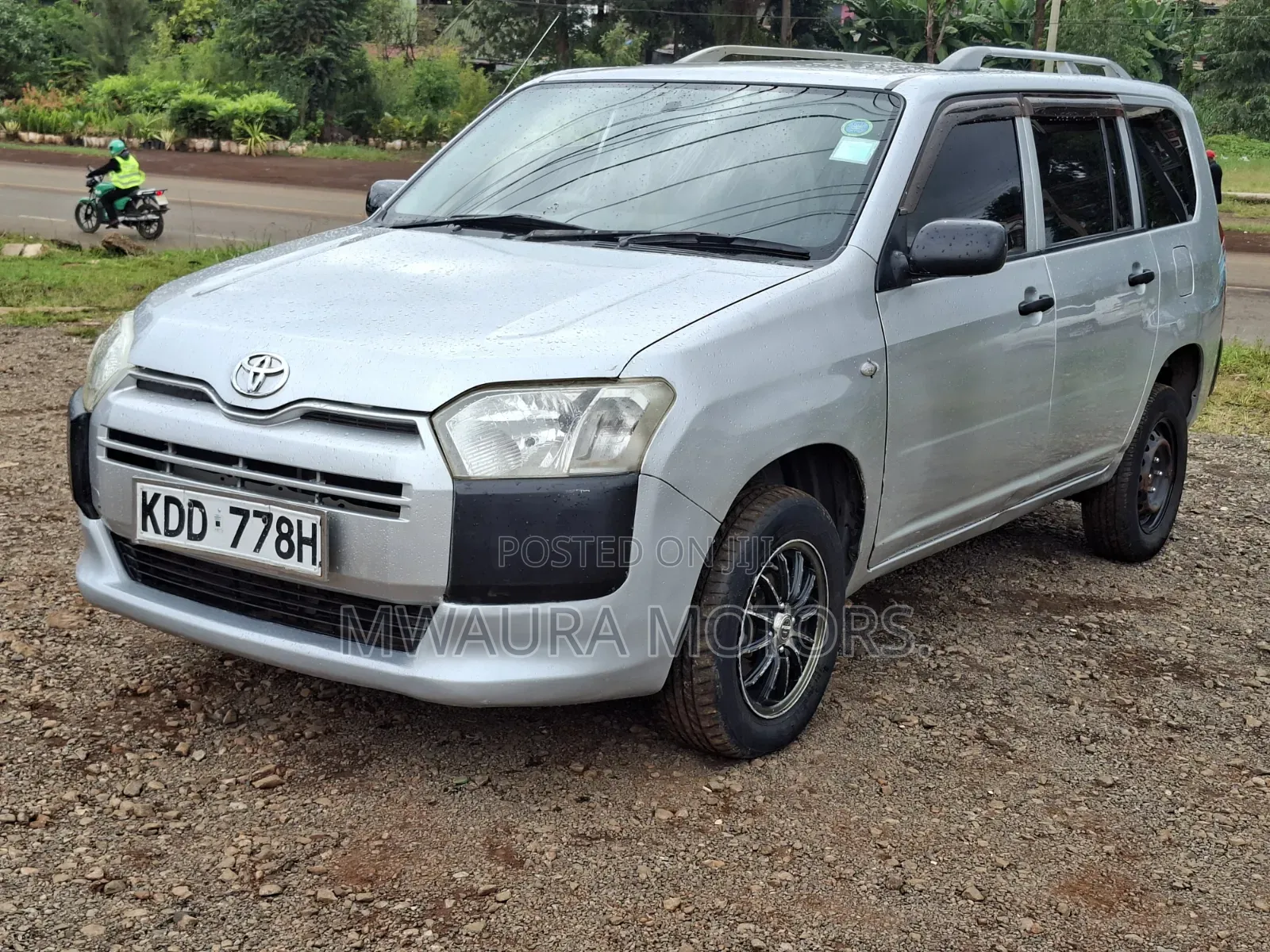 Toyota Probox 1.5 DX Comfort 2WD 2015 Silver
