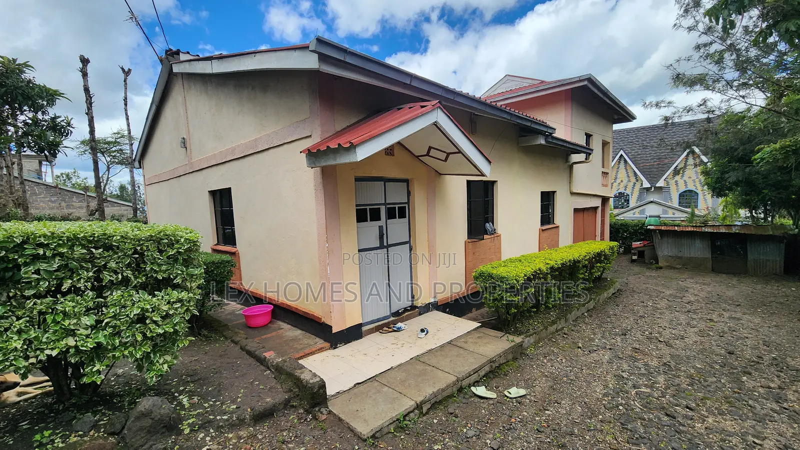 4bdrm Bungalow in Rimpa for sale