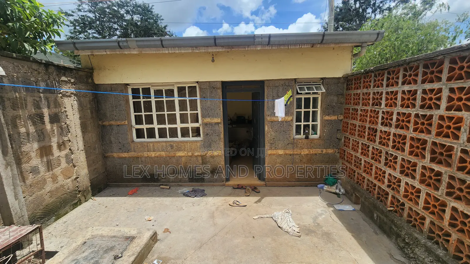 4bdrm Mansion in Rimpa for rent