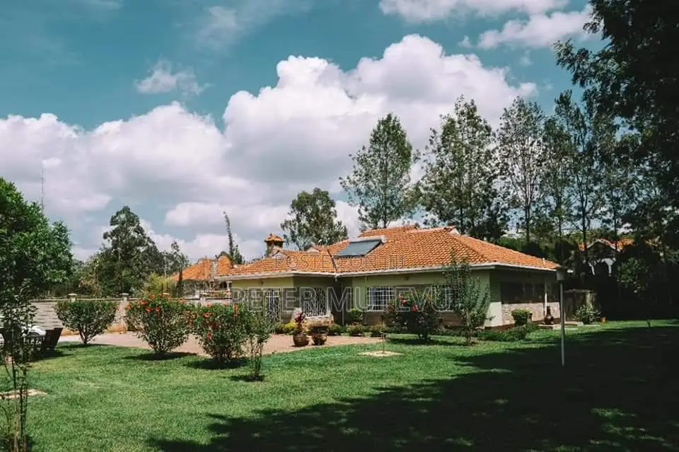 4bdrm Bungalow in Karen for rent