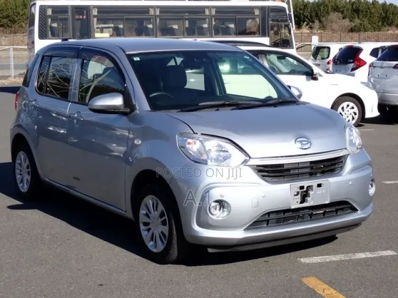 Daihatsu Boon 2019 Silver