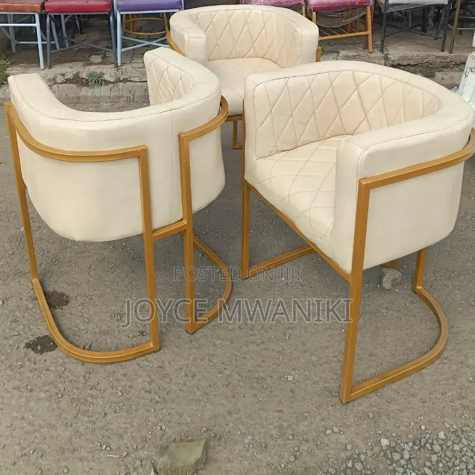 Manicure Cream Leather Seat 