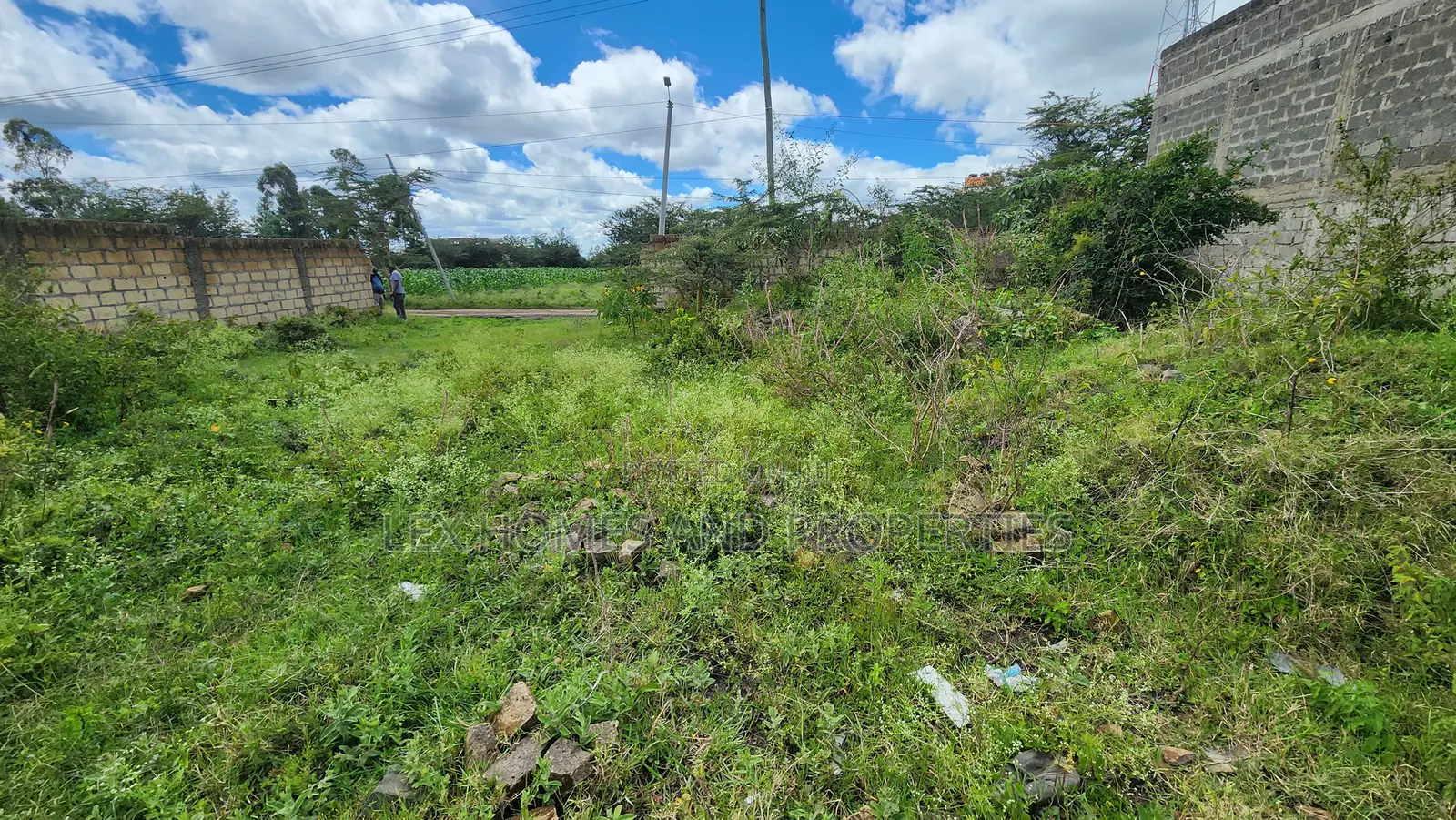 1/8 Plot With Full Perimeter Wall Ksh6m