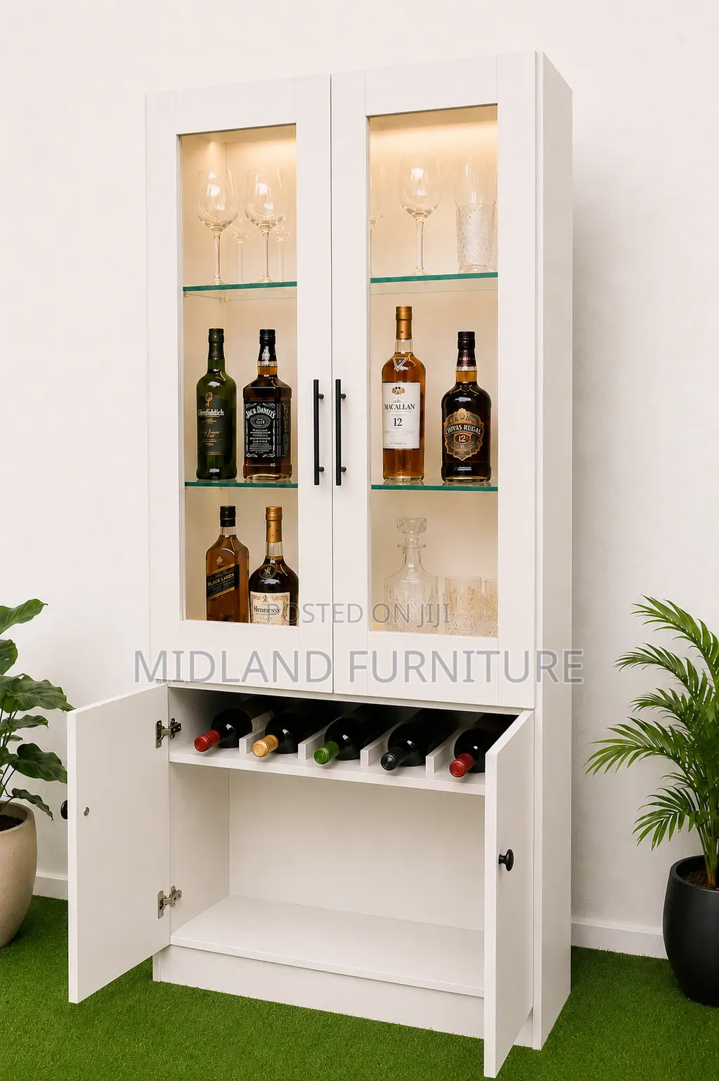 Modern Wooden Bar Cabinet / Wine/ Liquor Cupboard/ Display Cabinet