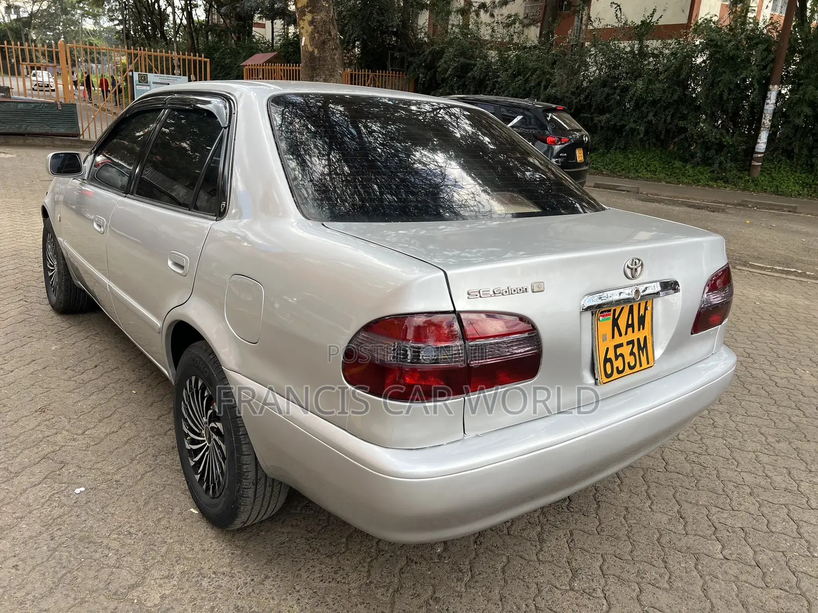 Toyota Corolla 1995 Silver
