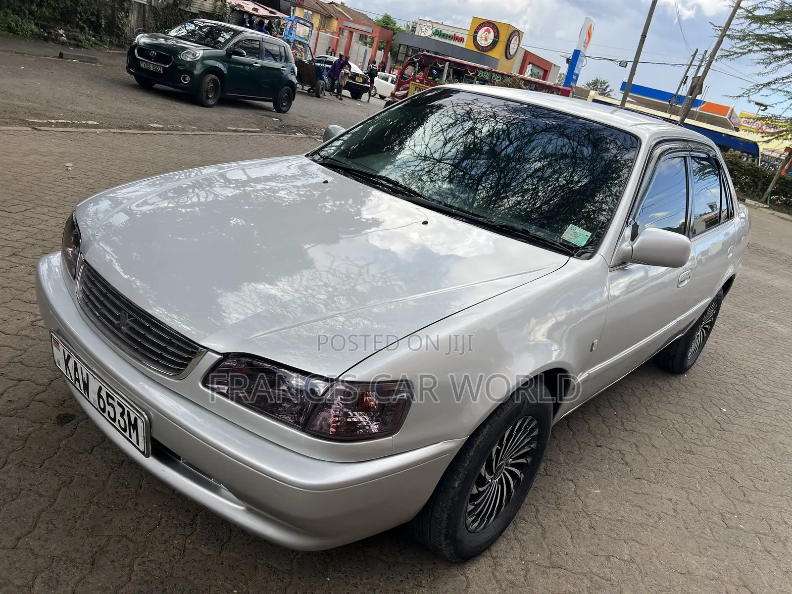 Toyota Corolla 1995 Silver
