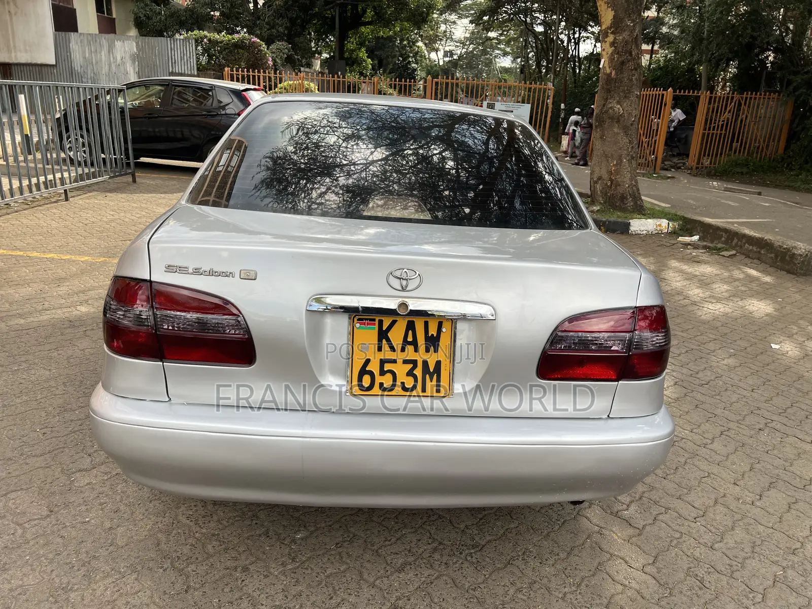 Toyota Corolla 1995 Silver