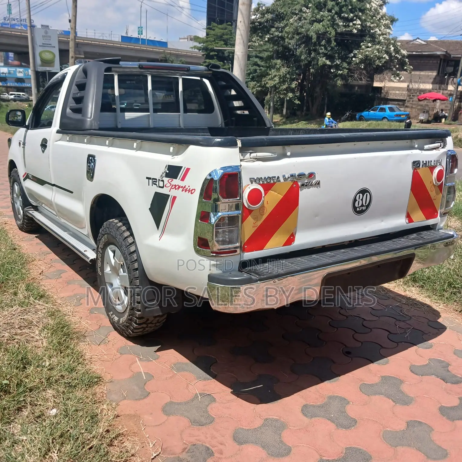 Toyota Hilux 2014 White
