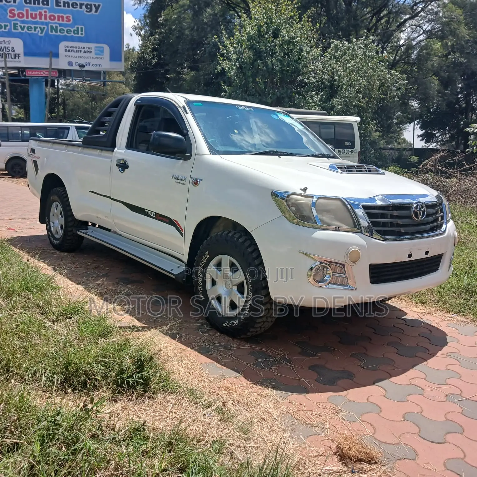 Toyota Hilux 2014 White