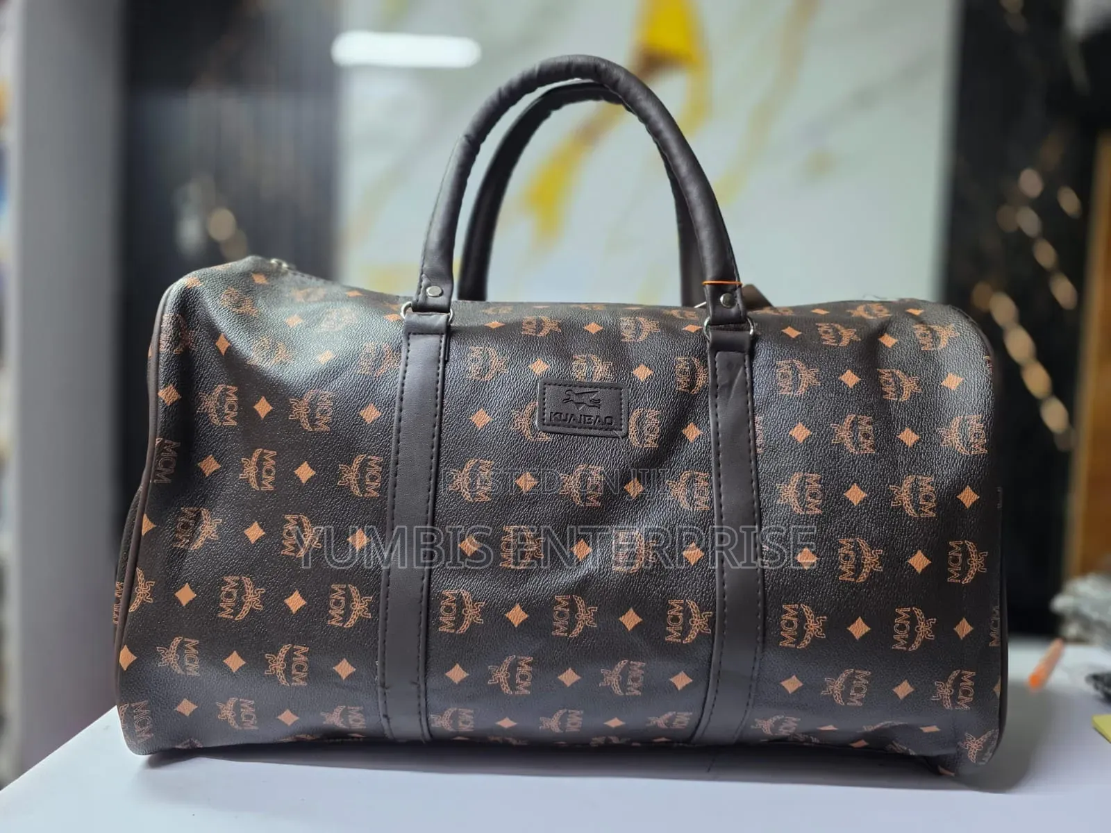 Medium Travel Bags at 1300 in Pu Leather