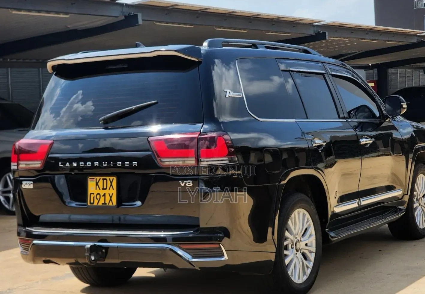 Toyota Land Cruiser 4.6 V8 ZX 2017 Black