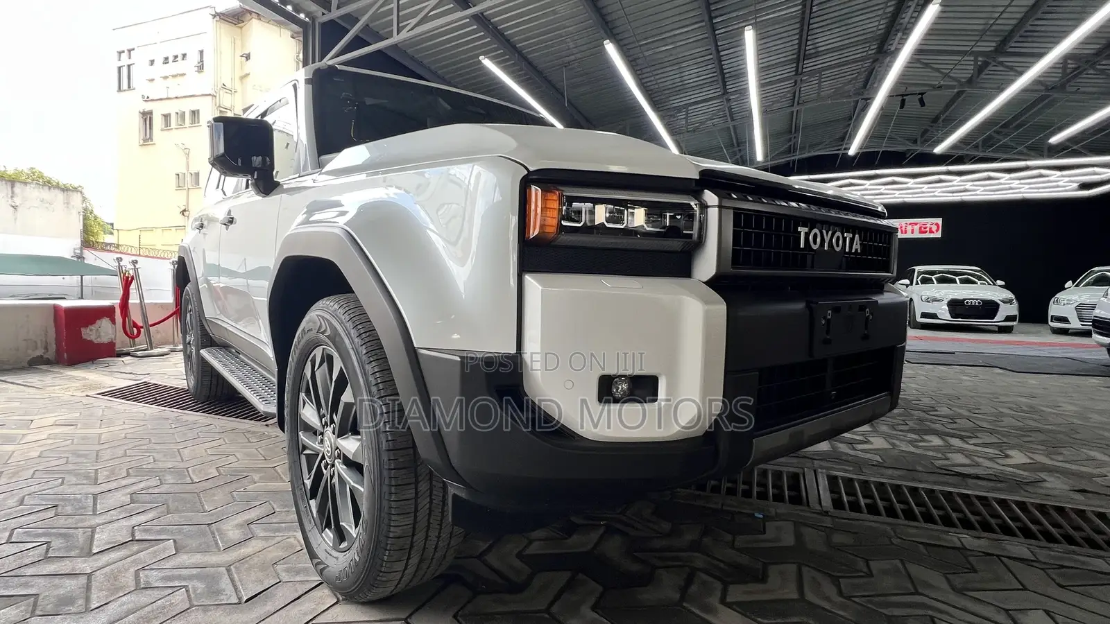 Toyota Land Cruiser Prado 2024 Pearl