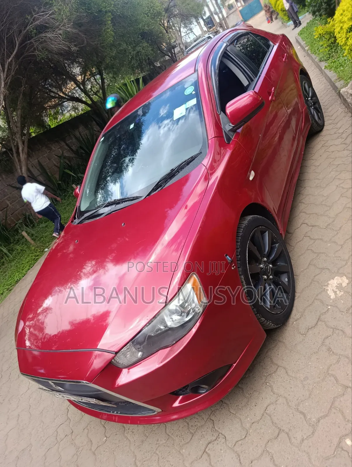 Mitsubishi Galant 2011 Red