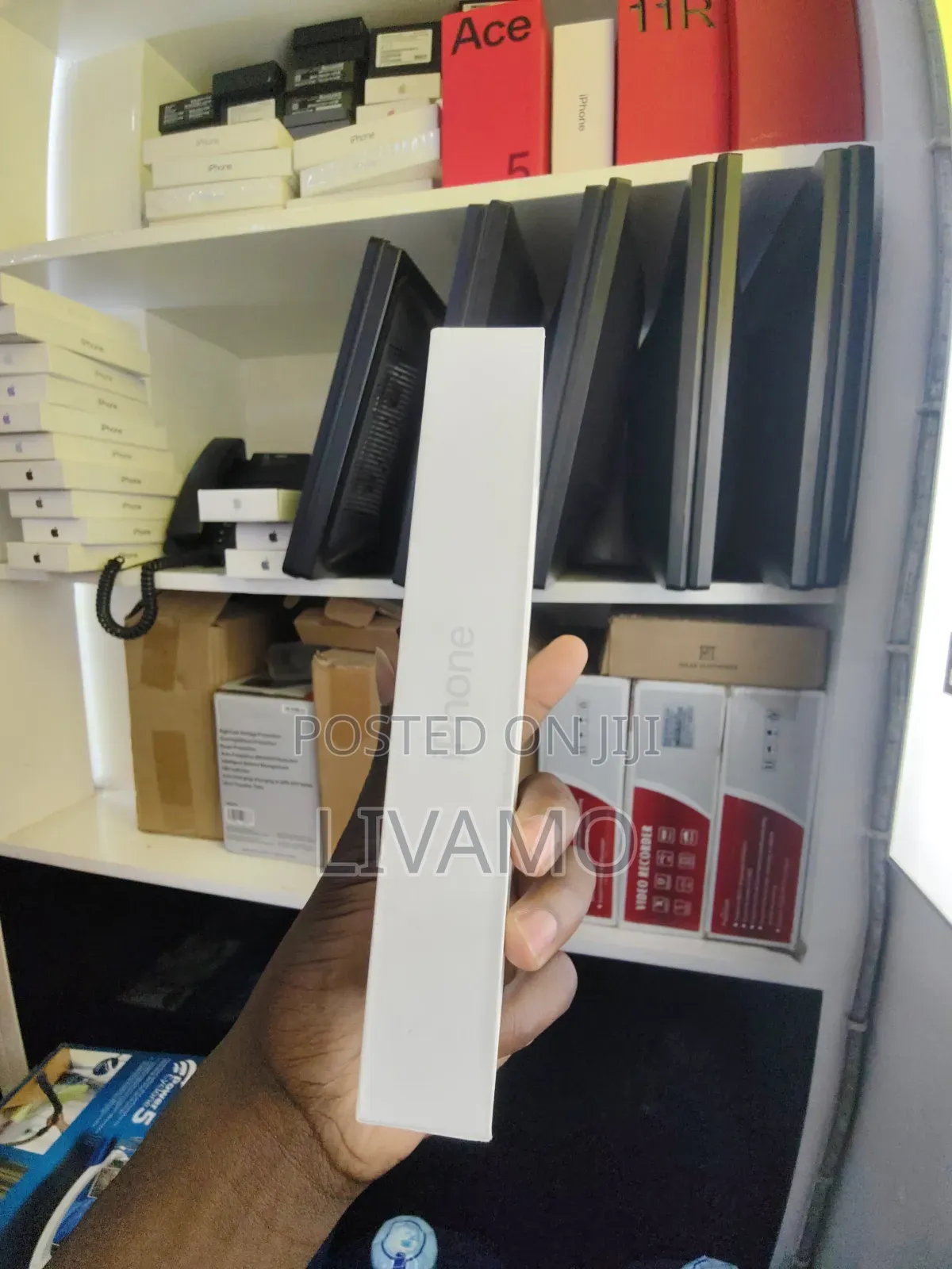 New Apple iPhone 17 Pro Max 256 GB Silver