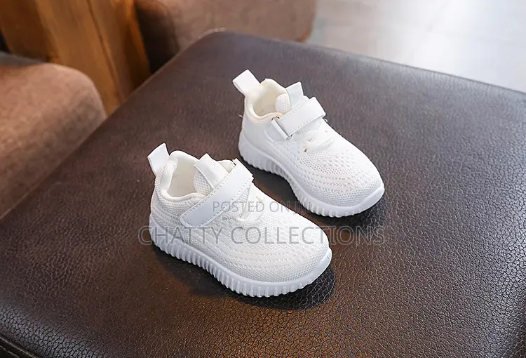 White Sporty Unisex Kids Sneakers Size 25 to 35