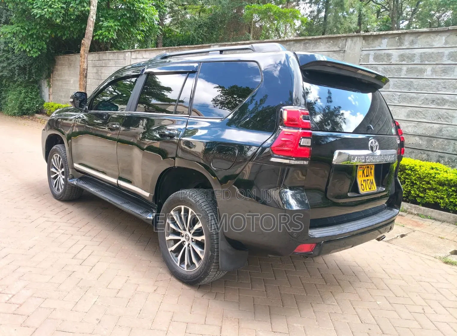 Toyota Land Cruiser Prado 2.8 2019 Black