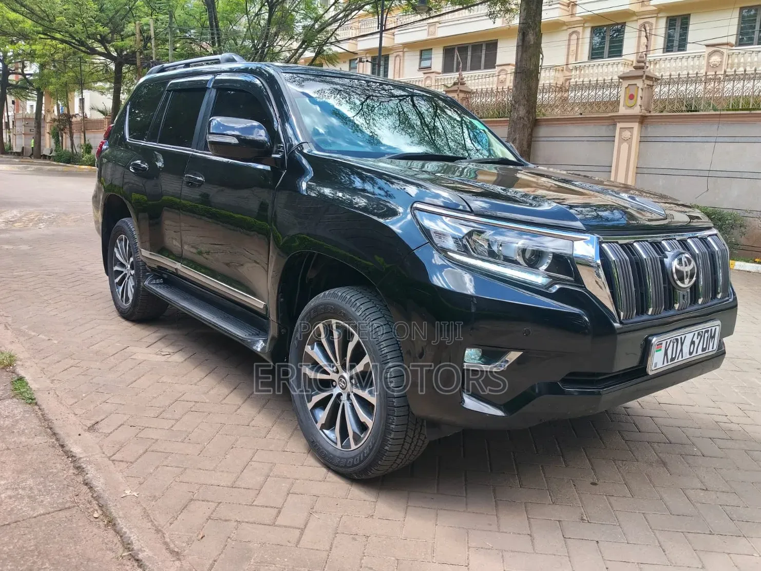 Toyota Land Cruiser Prado 2.8 2019 Black
