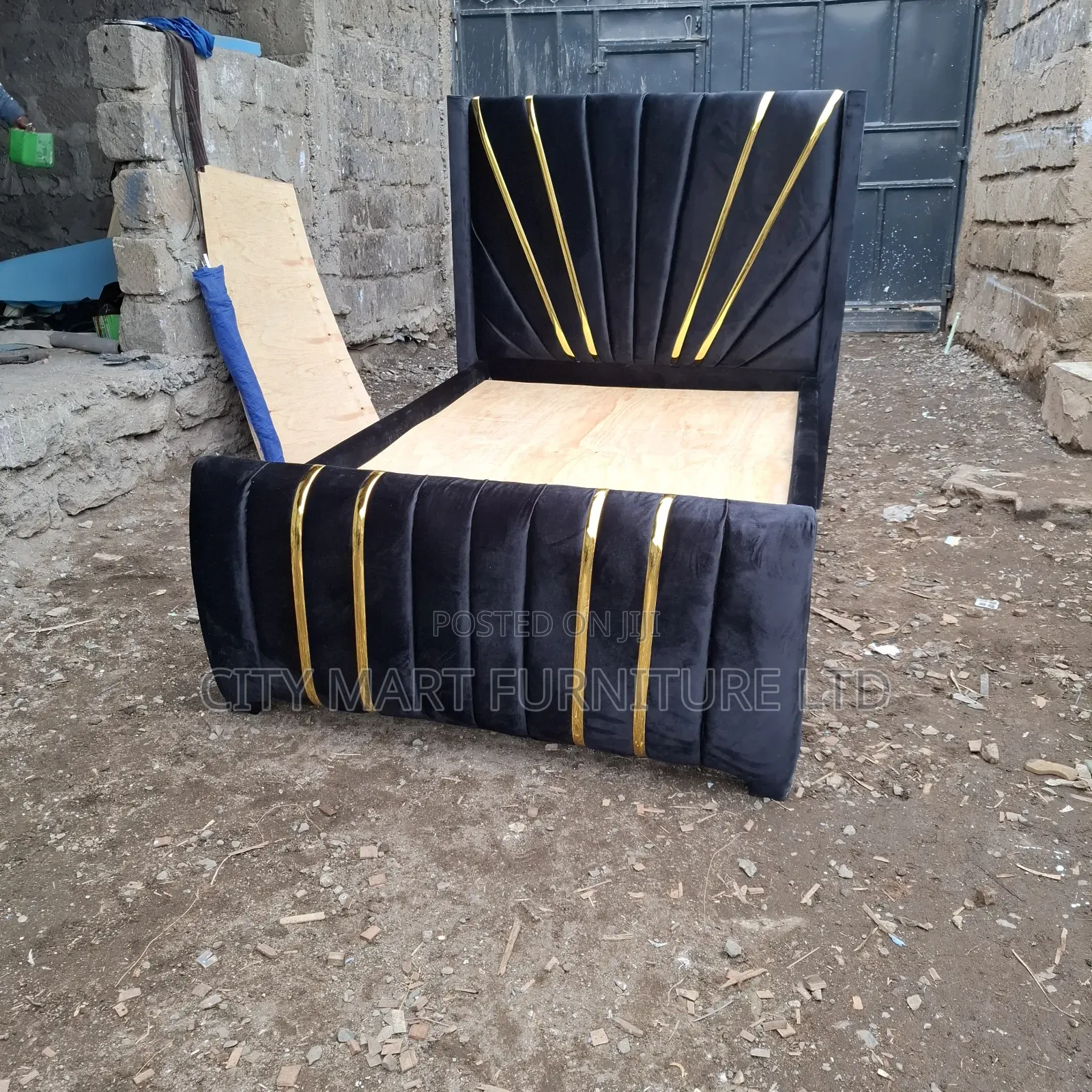 Marvellous Modern Chester Kingsize Beds on Offer!