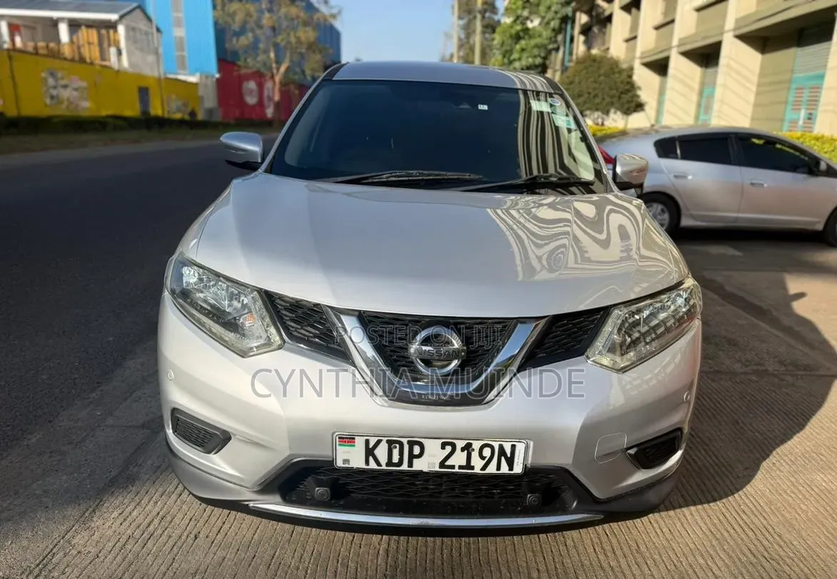 Nissan X-Trail 2016 Silver