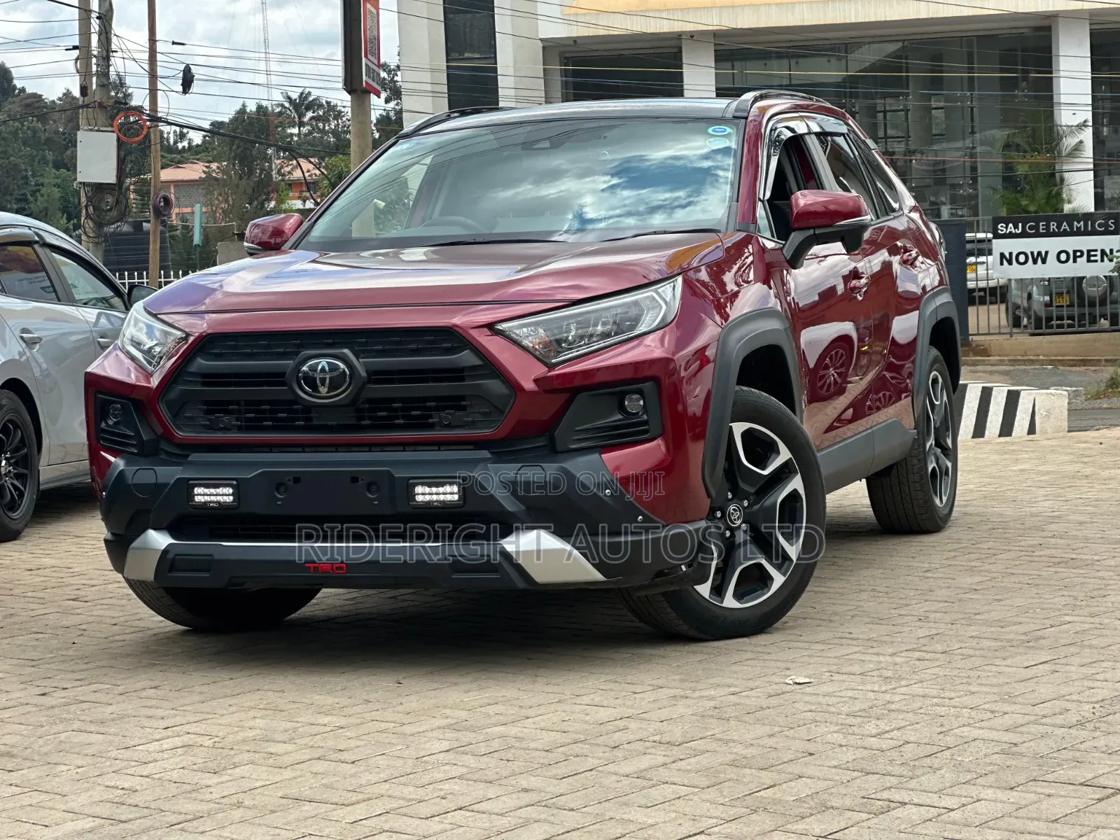 Toyota RAV4 2019 Red