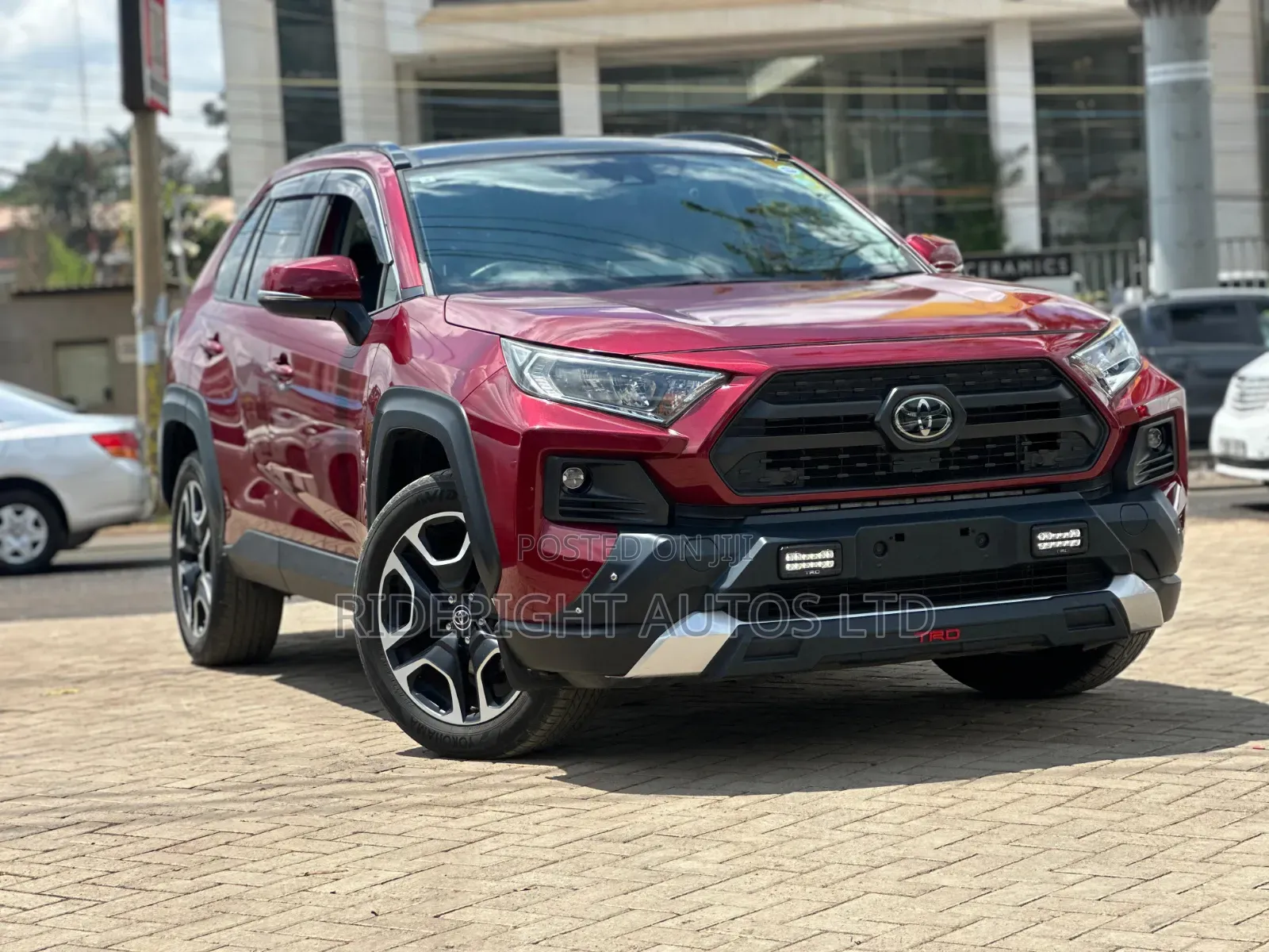 Toyota RAV4 2019 Red