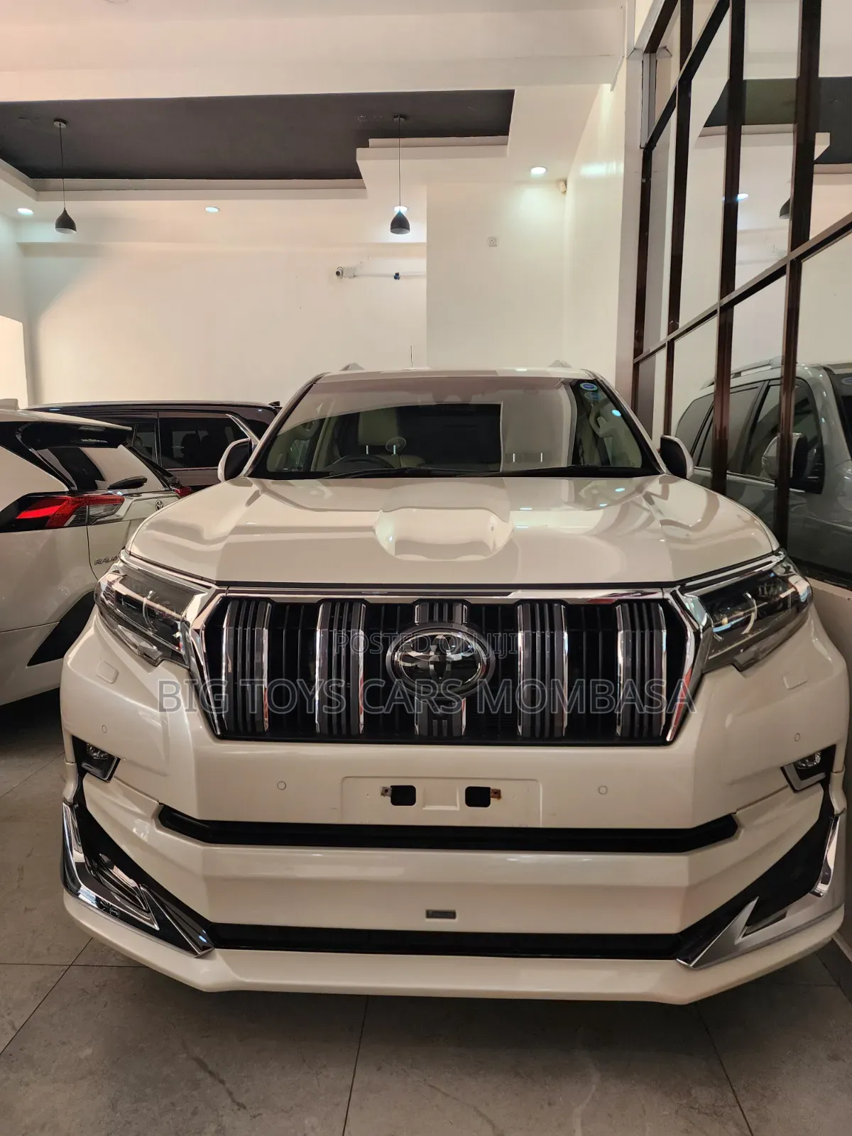 Toyota Land Cruiser Prado 2.8 2018 White