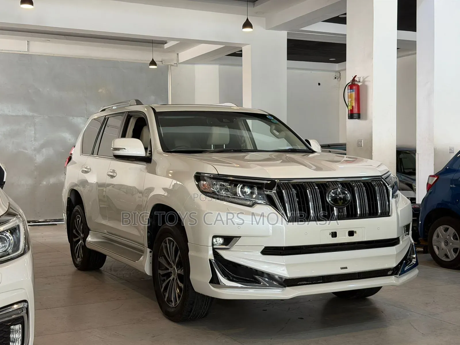 Toyota Land Cruiser Prado 2.8 2018 White