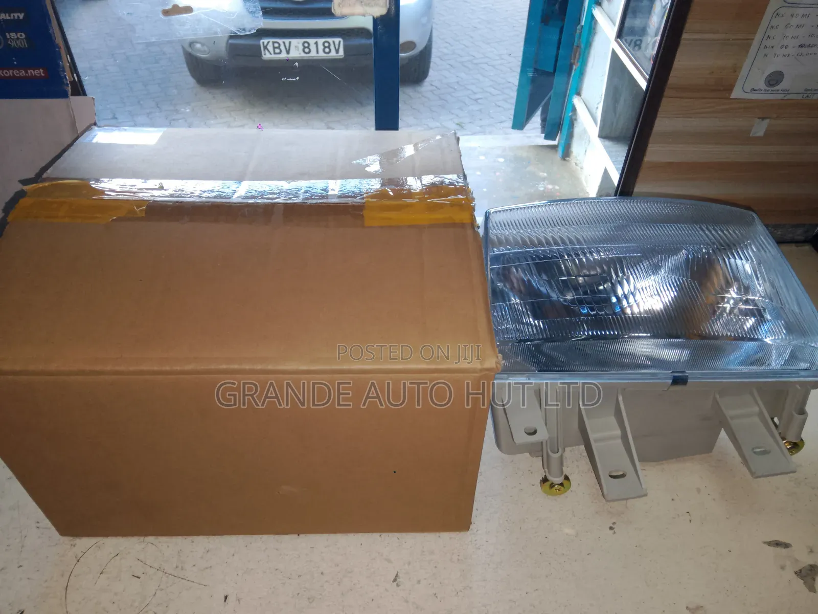 Head Lamp Left Hyundai Hd72/65