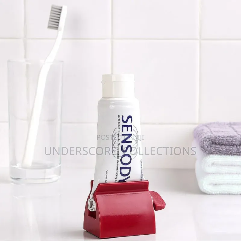 *Roll Up Toothpaste Squeezer*