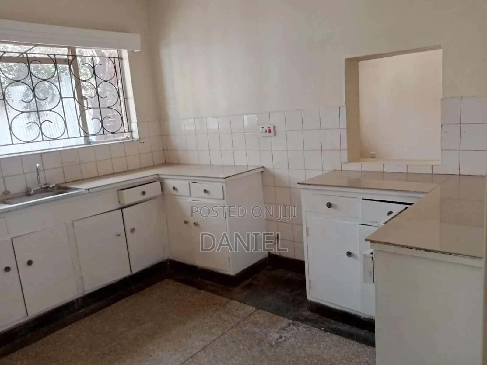 1bdrm Block of Flats in Eastchurch Road for sale