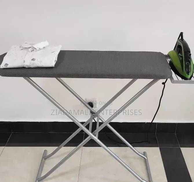 Ironing Board,Foldable Metallic Ironing Board