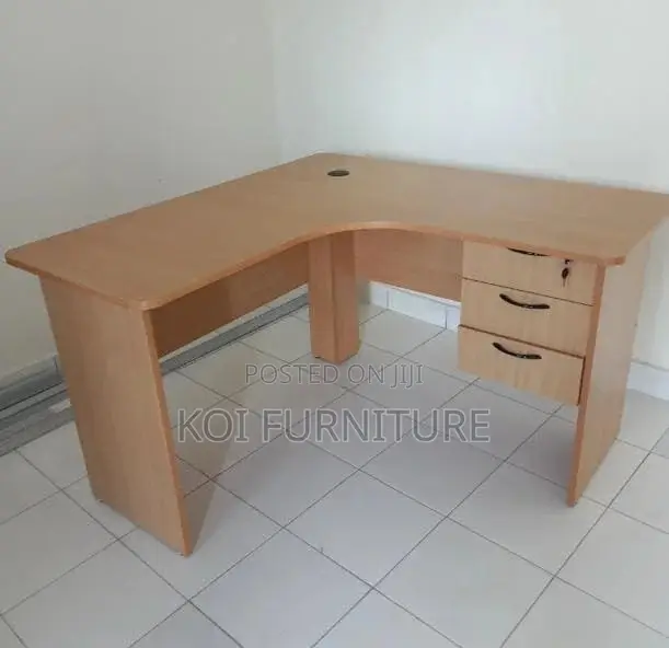 Office Desk; Curved Modern Professional Office Workspace Desk