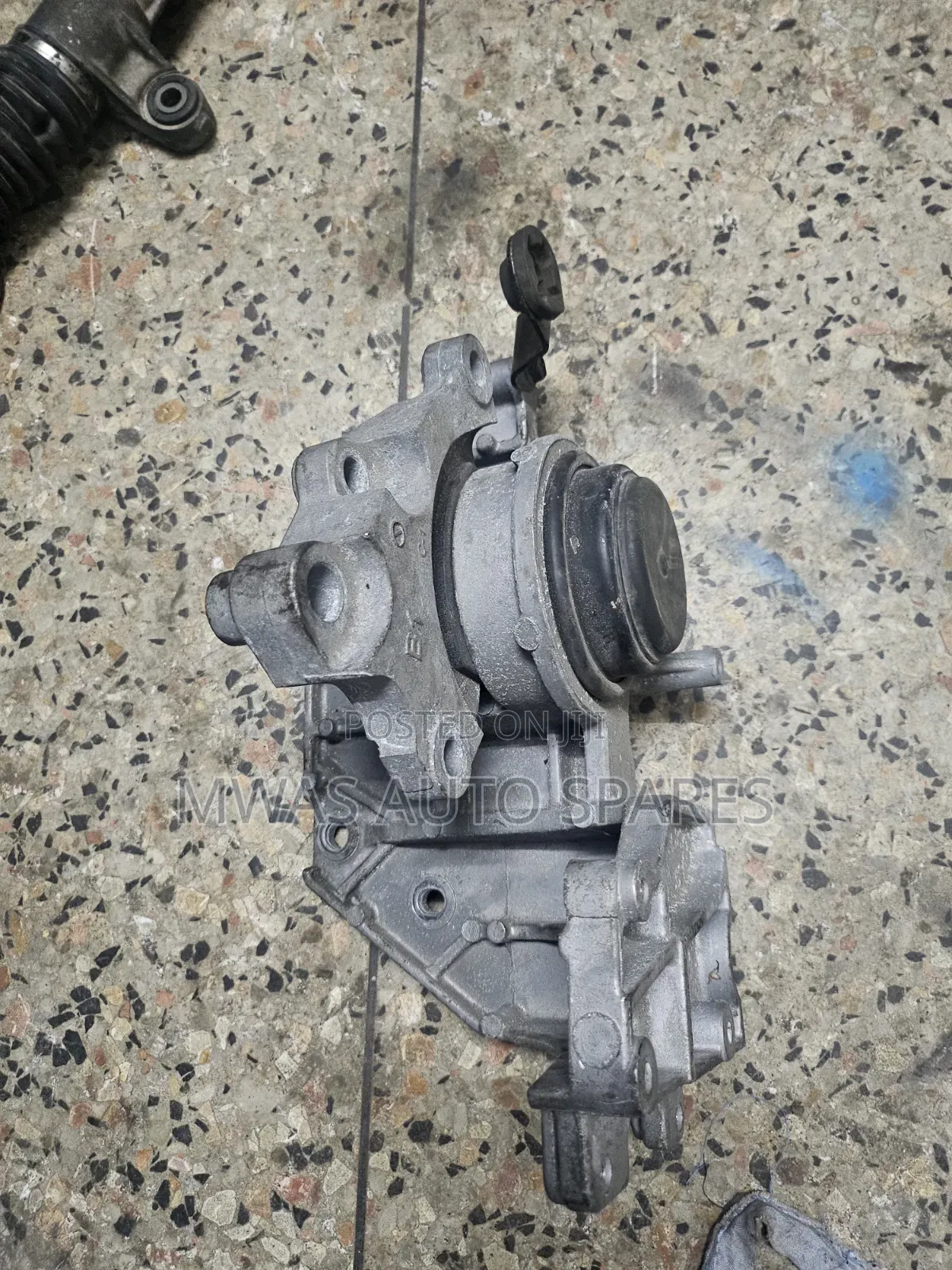 X Trail T32 Gearbox Mounting